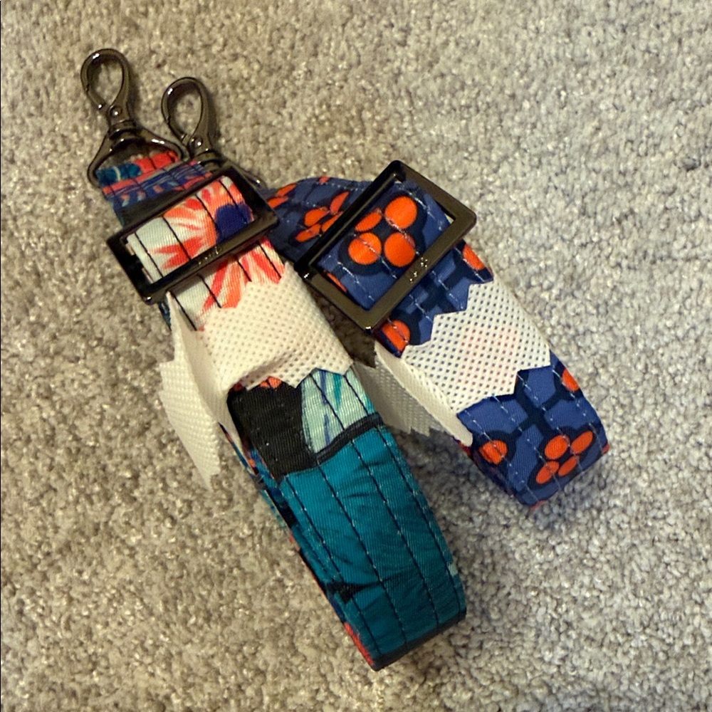 Lug. New 1 inch straps. Set of 2. Resort tropics and very berry.